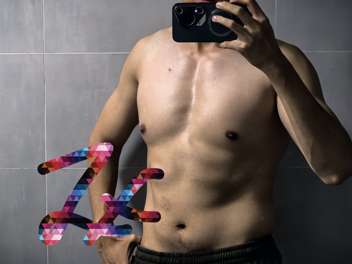 Zhou.9 (@v153290) on Twitter photo 