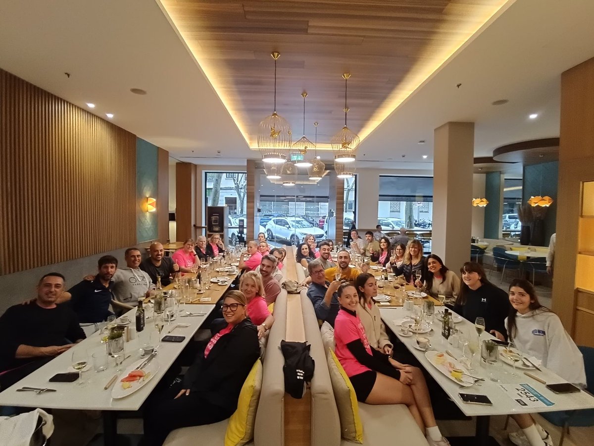 proturhotels's tweet photo. Ayer, una parte de nuestro equipo #ProturHotels se unió a la X Carrera Contra el Cáncer🩷 aportando nuestro apoyo.
Fue un día lleno de solidaridad, en el que reafirmamos nuestro compromiso en la lucha contra el cáncer, 
#enmarchacontraelcancer #MallorcaEnMarcha https://t.co/5Y8zIEYalr
