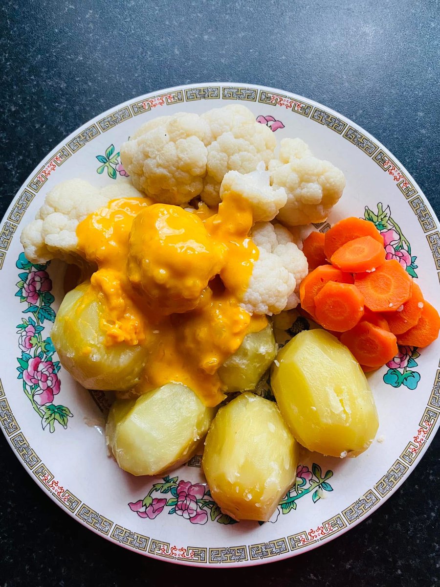 RobertGareth2's tweet photo. I use a non dairy type cheese substitute called “Sheese”-theres the cheddar style on one meal,and the red cheddar on the other.
And from memory,unlike some dairy cheese substitutes it tastes just like the real thing!🤗 https://t.co/BNwkV1VtWm