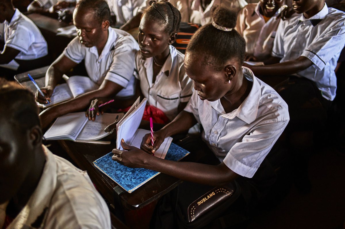 waterisbasic's tweet image. Monday Motivation 💧
When clean water flows, girls stay in school — and futures change.
Education begins with access.

#MondayMotivation #WaterIsBasic #CleanWaterForAll #Vision2030
