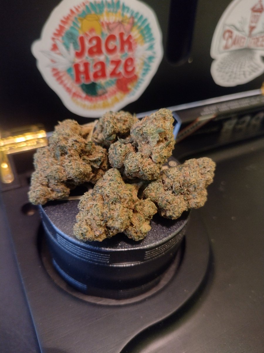 Time to chill out 😗💨