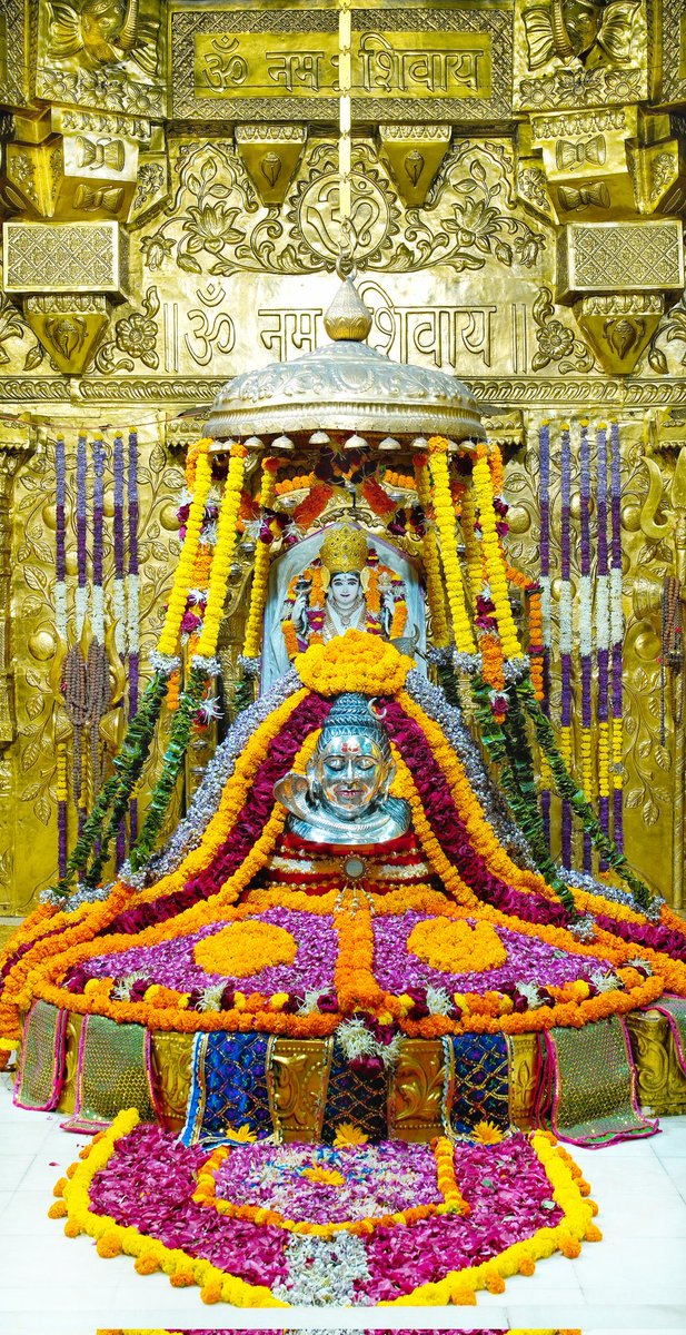 श्री सोमनाथ ज्योतिर्लिंग जी के आज के संध्या शृंगार आरती दर्शन 27.10.2025