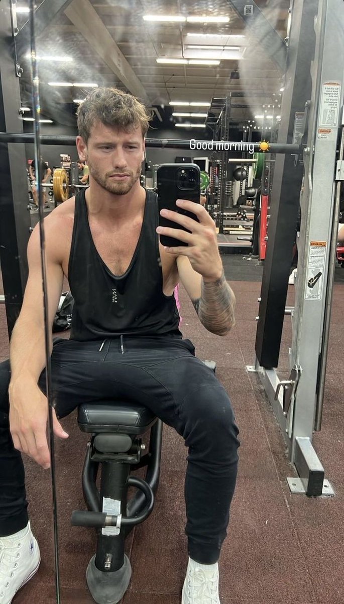 ruby24568's tweet image. it so cool today at the gym