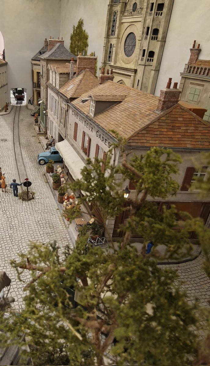 britainopello5's tweet image. 1/n  
Lenz und Friends.
Kleine #Spur0-Messe in #Gießen/#Mittelhessen im Herbst.

Im Frühjahr kommt wieder die große #Spur1 hinzu. Dann ist die Messe auch deutlich größer.

lenz-elektronik.de

spurnull-magazin.de