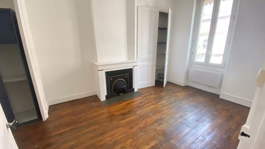 PiximoIA's tweet photo. 80% des acheteurs n’arrivent pas à se projeter dans un bien vide.

Avec Piximo, l’IA le fait pour eux.

Transformez vos photos en intérieurs décorés, rénovés et prêts à séduire.

Essayez maintenant : https://t.co/Hc3m8hrpD7 https://t.co/OEpMo2TuJA