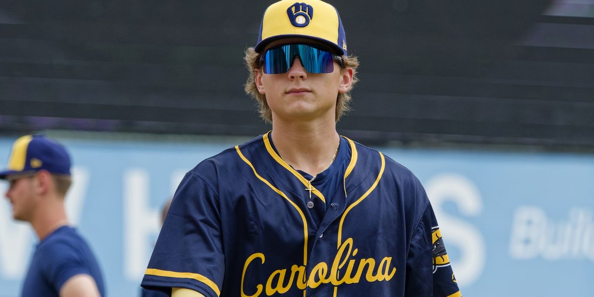 The_CallUpPod's tweet photo. Josh Adamczewski has slowly become one of the biggest risers in the Arizona Fall League!

1.083 OPS
4 HR
13 RBI

After posting a 155 wRC+ in 71 regular season games, the 20-year-old continues to look fantastic at the plate. https://t.co/q5LTH57Us6