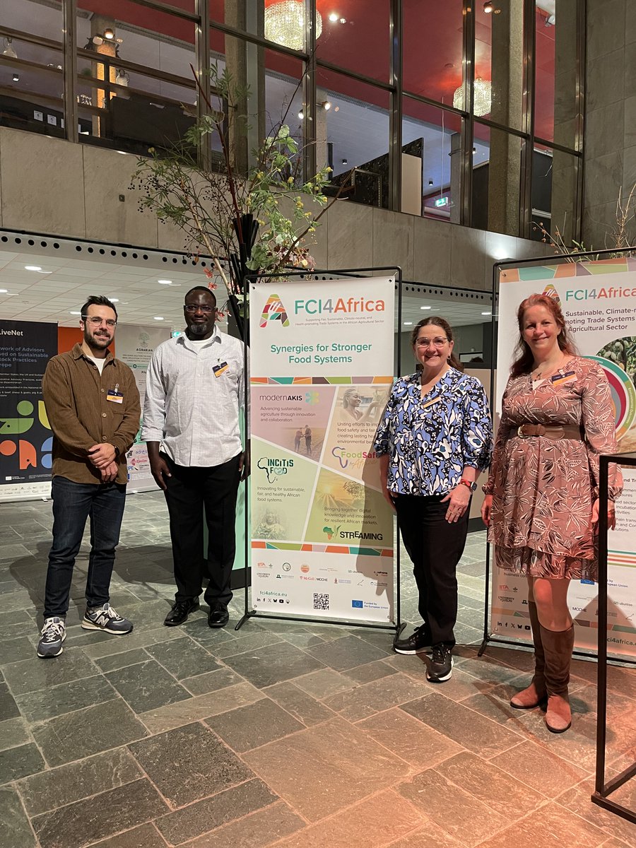 INCiTiSFOOD's tweet photo. 🌍INCiTiS-FOOD took part in Synergy Days 2025 alongside projects FCI4Africa, FS4Africa, and STREAMING. Our coordinator team presented our mission and connected with agri-food stakeholders.

Stay connected 🔗https://t.co/fpBuQygJec

#FOOD2030EU #HorizonEurope #ResearchImpactEU https://t.co/FcdnmGTdHt