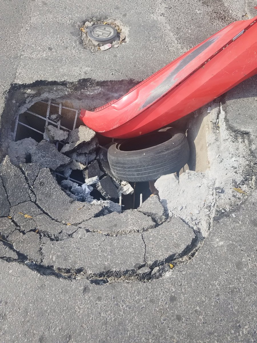 Hay un pozo en la calle huasteca y Coyoacán en la colonia unidad modelo en mty, ya tiene varios días así,ojalá puedan repararlo pronto <a href="/mtygob/">Gobierno Monterrey</a> <a href="/ServPublicosMty/">Secretaría de Servicios Públicos Mty</a> <a href="/AdrianDeLaGarza/">Adrián de la Garza</a> <a href="/Cicmty/">CIC</a> <a href="/telediariomty/">@telediariomty</a> <a href="/nmasmonterrey/">N+ Monterrey</a>