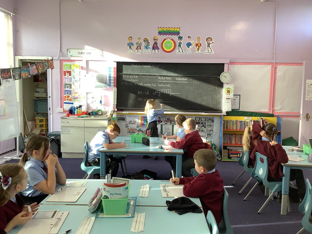 MrsCowanP4_5's tweet image. Number Talks strategies being discussed by these confident individuals and successful learners today ⭐️ @TownheadPS #mentalmaths #challengezone