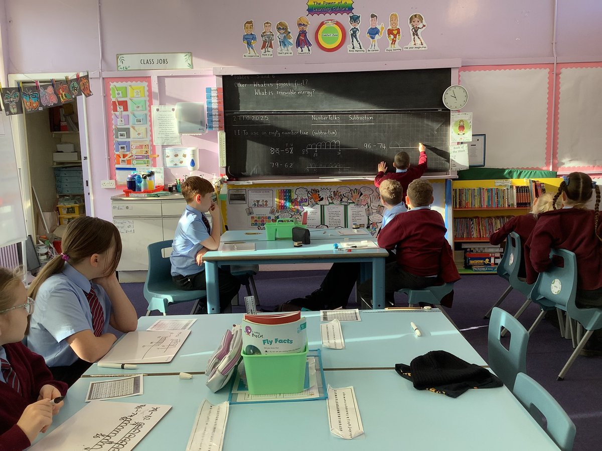 MrsCowanP4_5's tweet image. Number Talks strategies being discussed by these confident individuals and successful learners today ⭐️ @TownheadPS #mentalmaths #challengezone