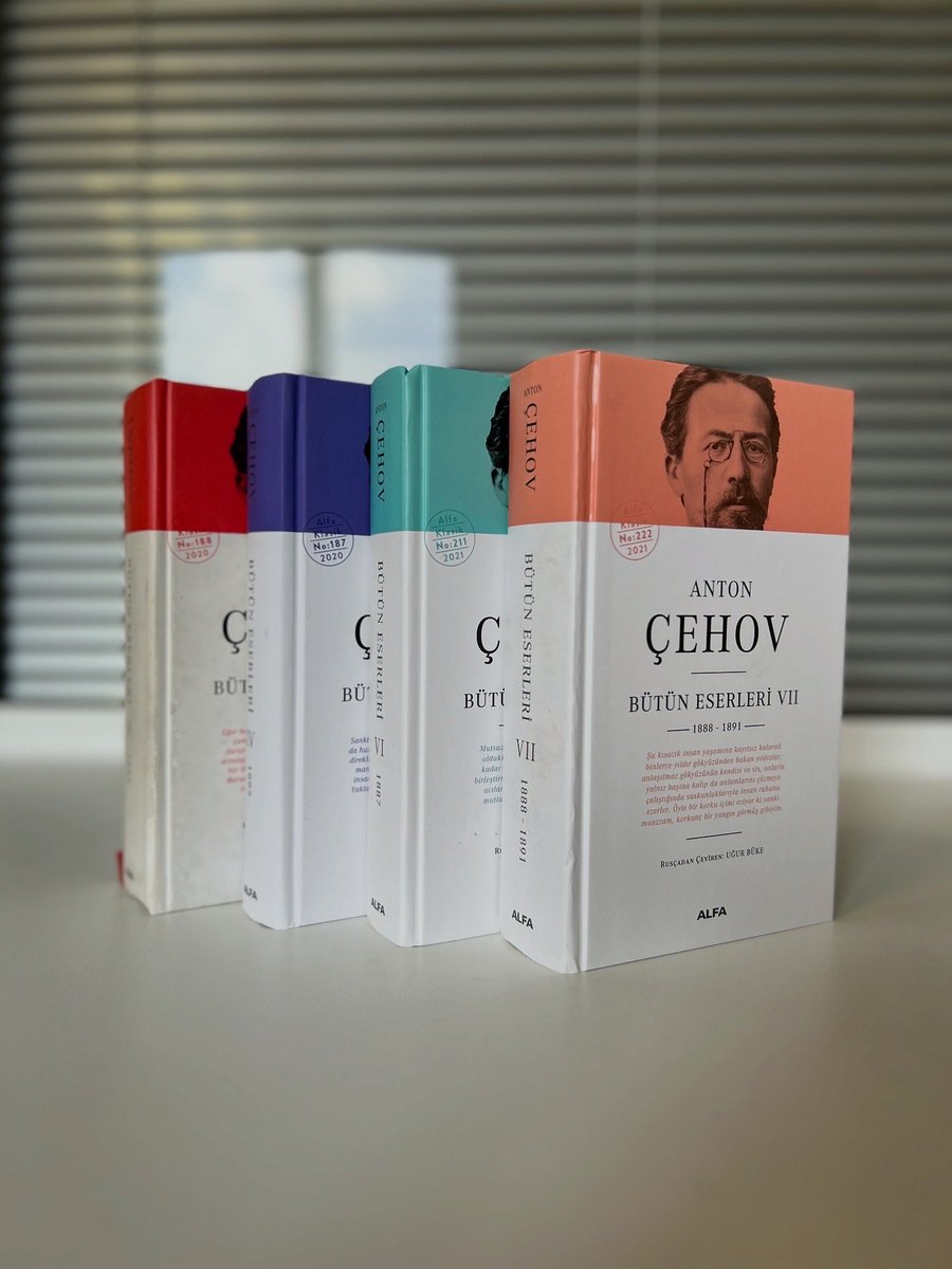 İyi indirim bulunca aldığım kitaplarım geldi.  
Özellikle Shakespeare’ler için heyecanlıyım. 

^kitap alışverişi