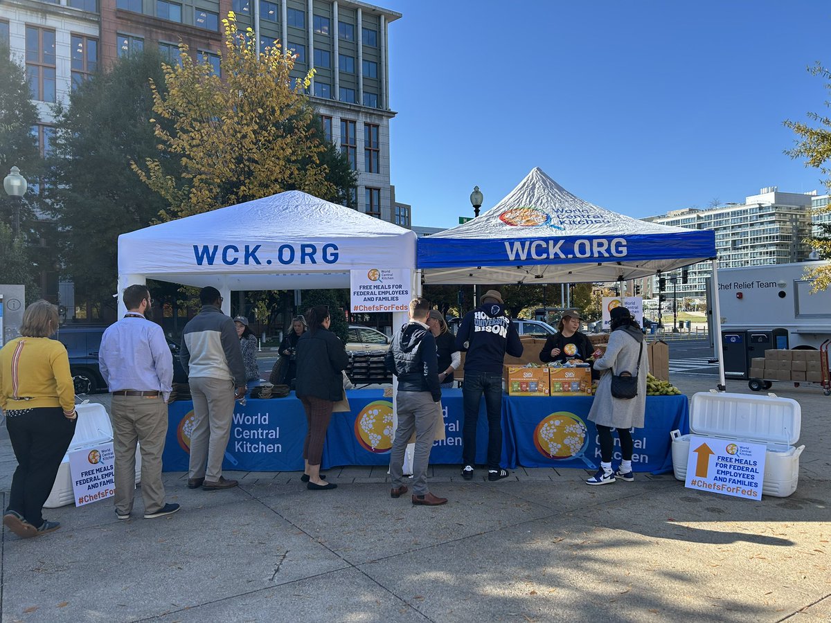 World Central Kitchen is handing out meals for federal government employees today at Canal Park across from navy yard metro 2nd and M st SE.  <a href="/WCKitchen/">World Central Kitchen</a> <a href="/chefjoseandres/">Chef José Andrés 🕊️🥘🍳</a>