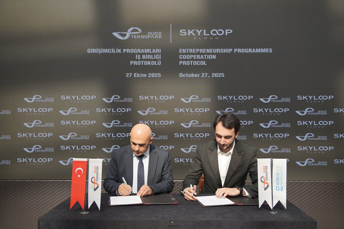 duzcetto's tweet image. 🚀 SKYLOOP CLOUD ile Üniversite-Sanayi İş Birliği Protokolü: Bölgenin Birleştirici Gücü Olmaya Devam Ediyoruz!

Haber detayları için duzceteknopark.com adresini ziyaret edebilirsiniz.

🤔 🚀 🤝

#DüzceTeknopark #DüzceTTO #SkyloopCloud #Protokol #İmzaTöreni