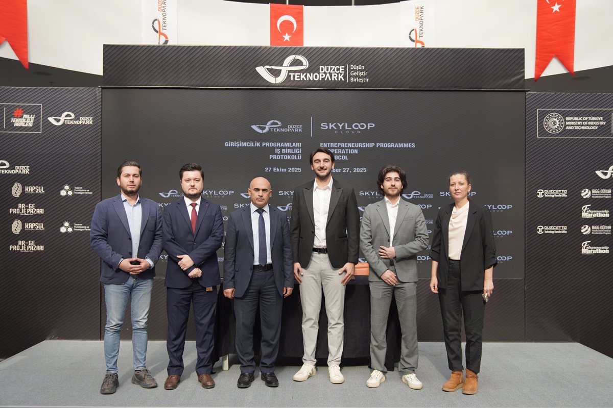 duzcetto's tweet image. 🚀 SKYLOOP CLOUD ile Üniversite-Sanayi İş Birliği Protokolü: Bölgenin Birleştirici Gücü Olmaya Devam Ediyoruz!

Haber detayları için duzceteknopark.com adresini ziyaret edebilirsiniz.

🤔 🚀 🤝

#DüzceTeknopark #DüzceTTO #SkyloopCloud #Protokol #İmzaTöreni