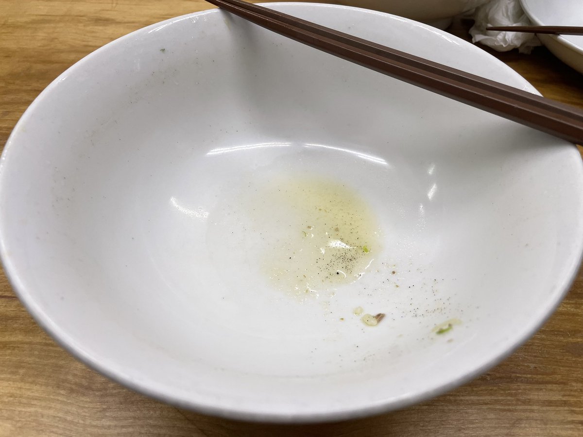 久しぶりに高円寺の素晴らしいラーメン、太陽を食った
うまかった。