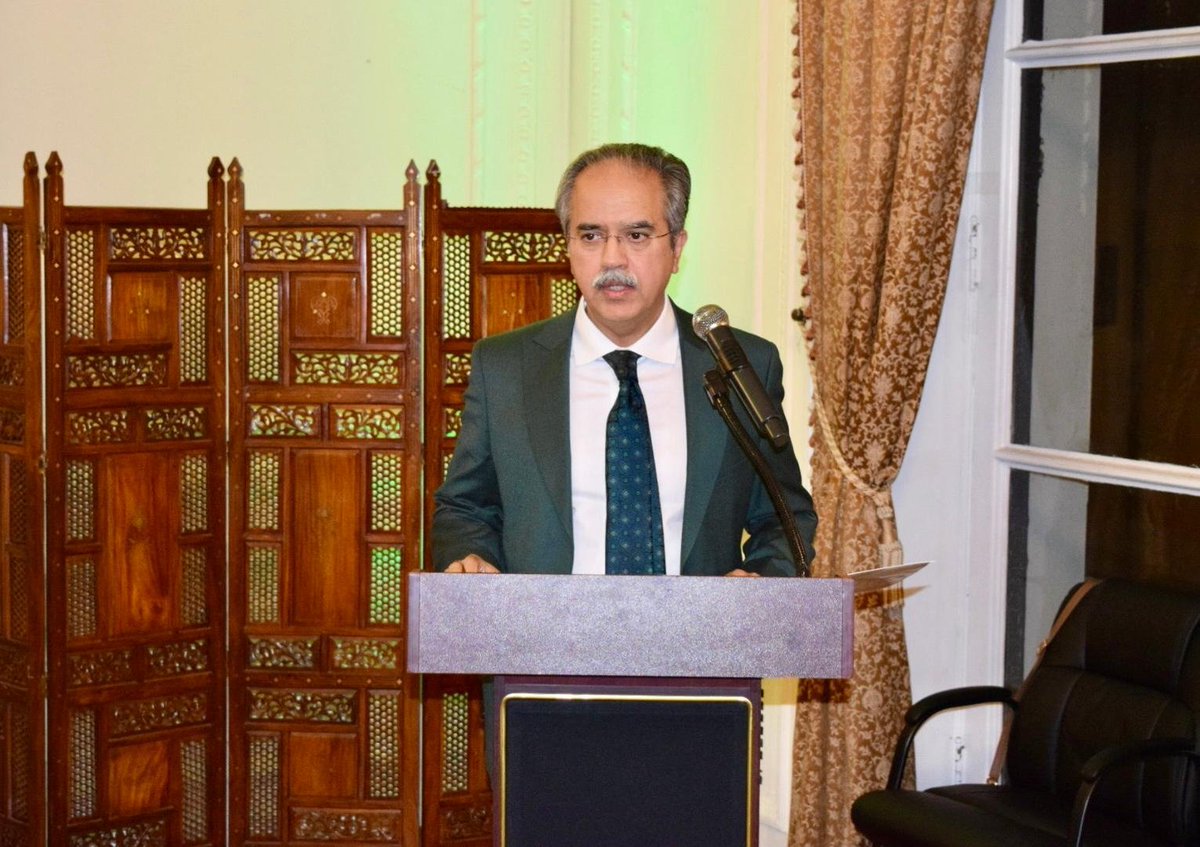 PakistanUN_NY's tweet image. Press Release

At Kashmir Black Day Event, Speakers Call for Implementation of the UNSC Resolutions   

*New York, 27 October 2025: Speakers at the Kashmir Black Day event paid rich tribute to the Kashmiris for their exemplary sacrifices and defiance against the Indian occupation…