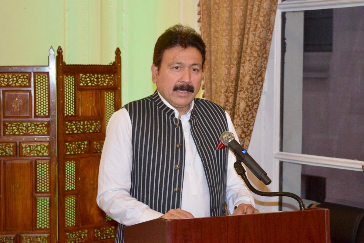 PakistanUN_NY's tweet image. Press Release

At Kashmir Black Day Event, Speakers Call for Implementation of the UNSC Resolutions   

*New York, 27 October 2025: Speakers at the Kashmir Black Day event paid rich tribute to the Kashmiris for their exemplary sacrifices and defiance against the Indian occupation…