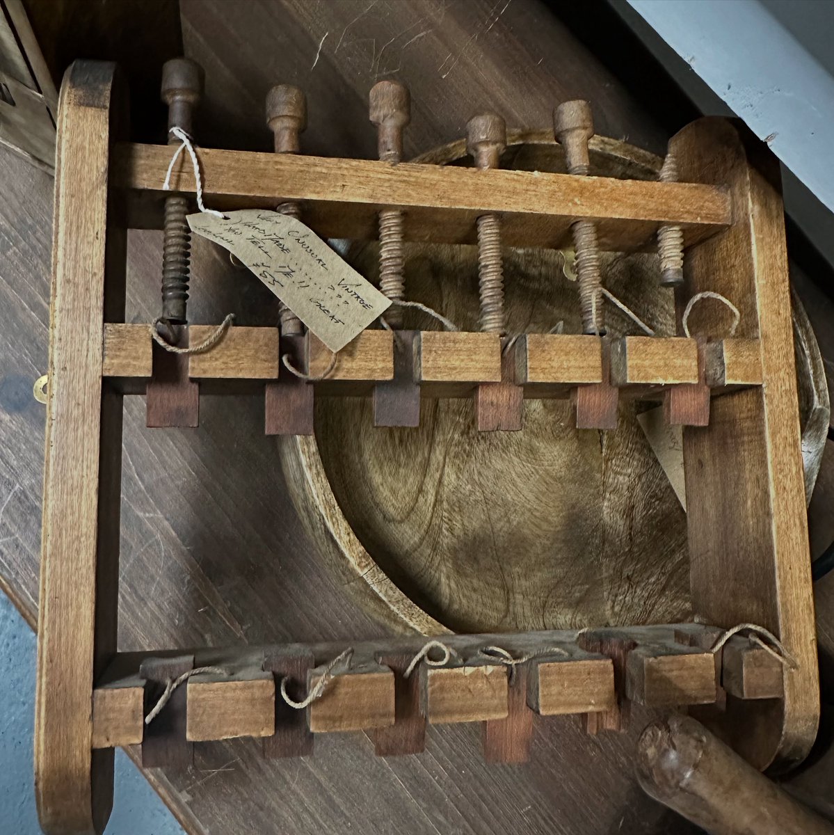 astraantiques's tweet image. The dealer isn’t sure what this item is,do you? 
#takeaguess #guesstheitem #antiqueobject #astraantiquescentre #hemswell #lincolnshire