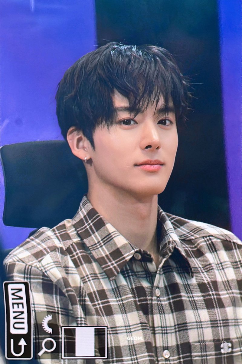 geometry_eric's tweet image. 251027

#소녕재 #손영재 #손에릭 
#에릭 #ERIC #에디
#더보이즈 #THEBOYZ