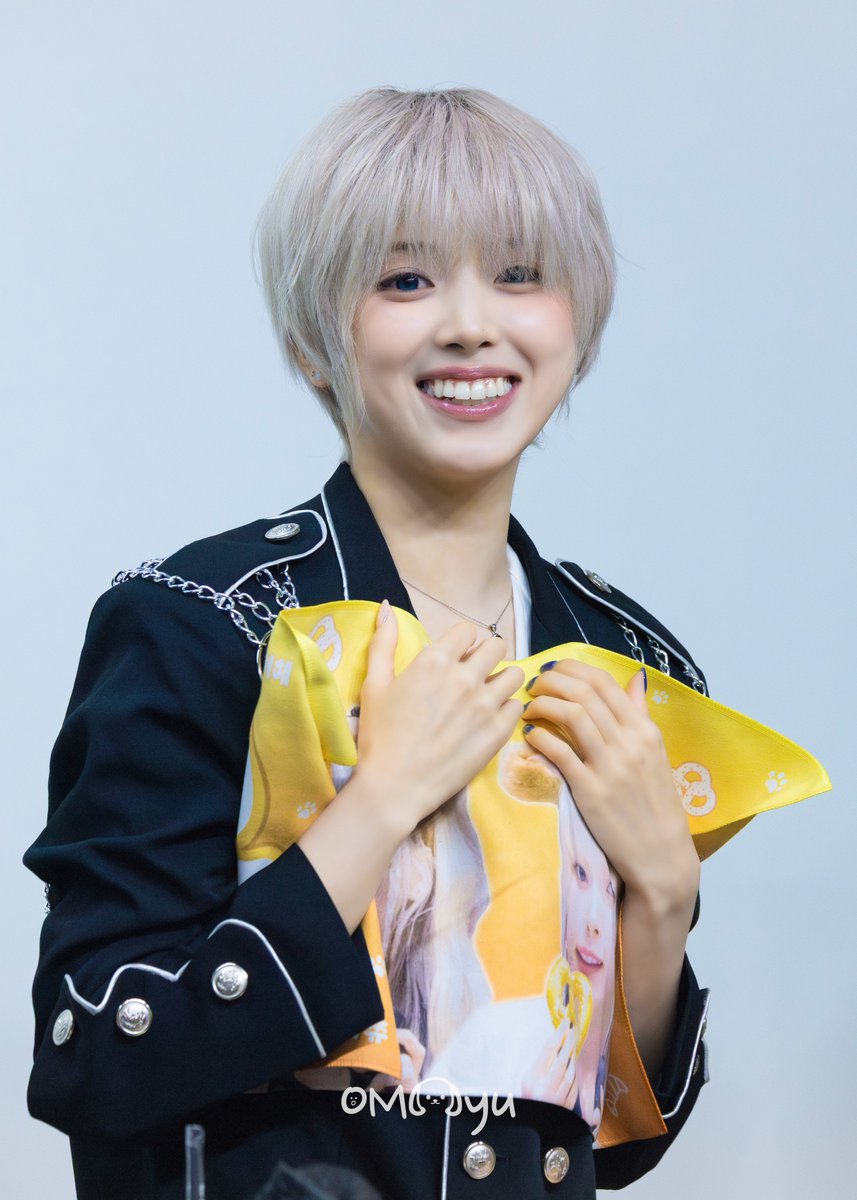 OhMyJJyu tweet media