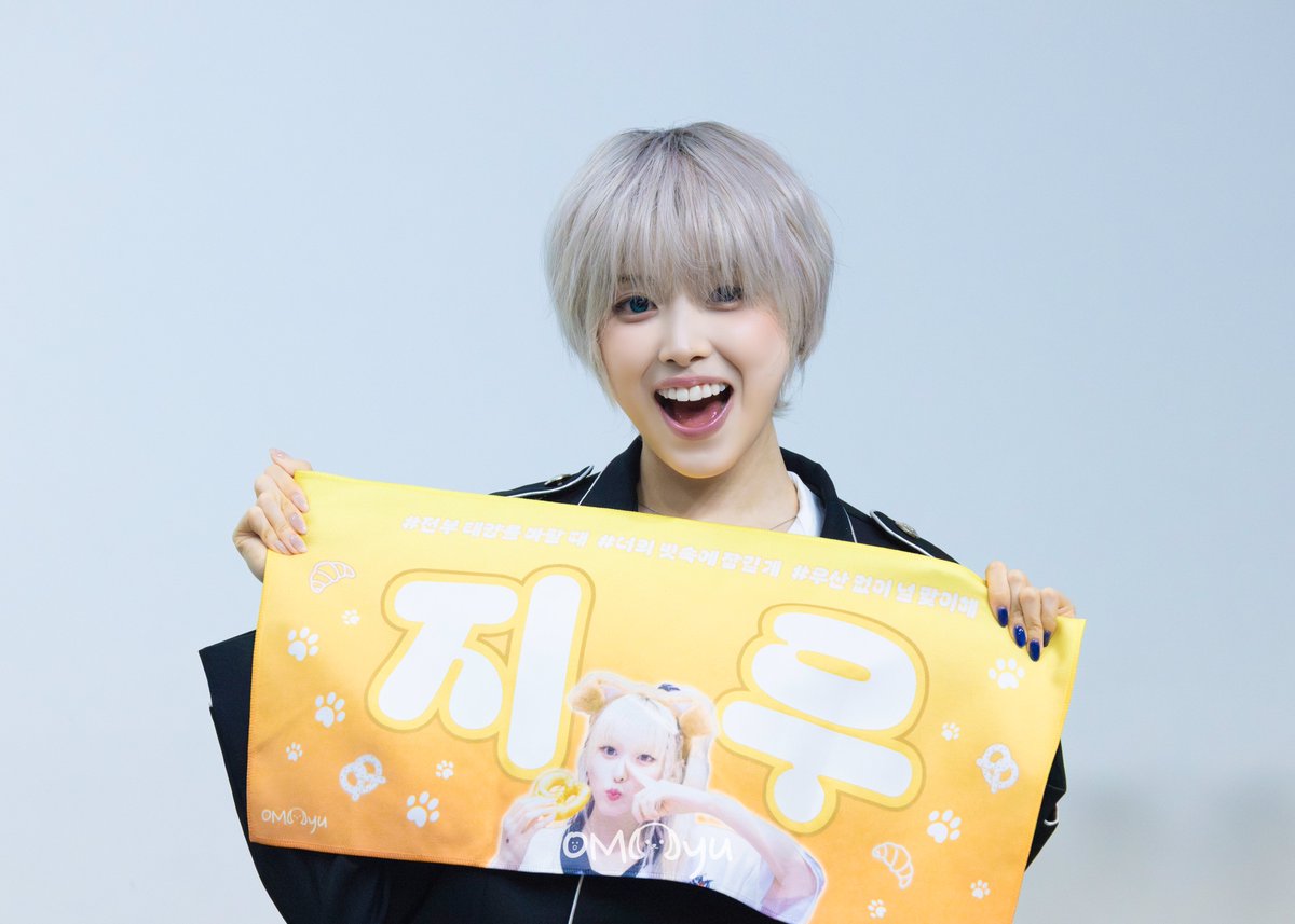 OhMyJJyu tweet media