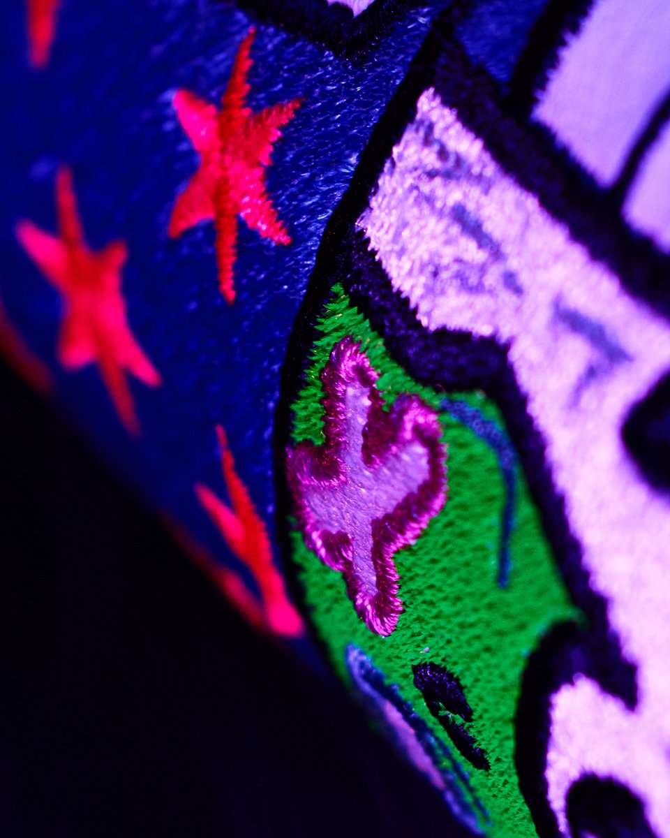 BettinardiGolf's tweet photo. Something wicked is coming this way…🎃👀
Join us in the Haunted Hive tomorrow at 10 AM CT for this exclusive Halloween drop!
#Bettinardi #TheHive #GolfStyle #Halloween #TrickOrTreat #FallGolf https://t.co/eKeBqodENI