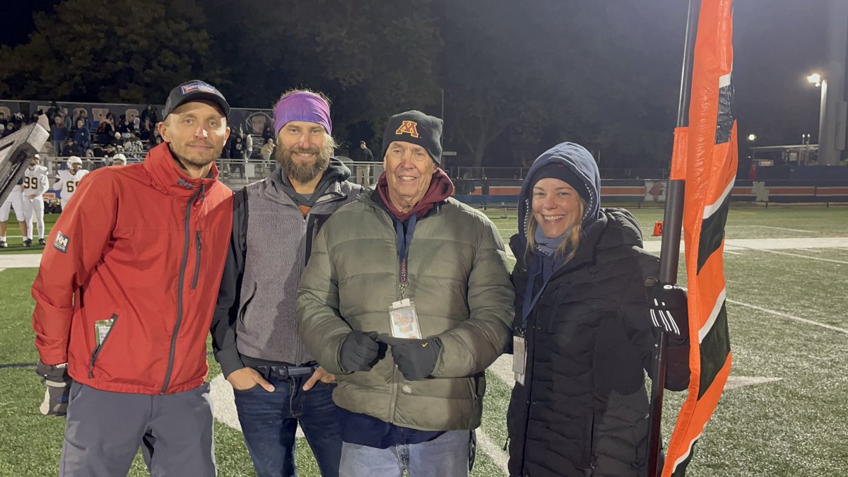 Great to recognize Gary Silkaitis this past Friday for his 5️⃣0️⃣ years of service on the chain gang @WildkitsFB games!!!