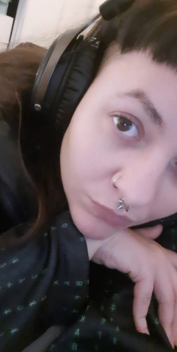 DaggerSpoil's tweet photo. Gray rainy day. I’ll lay down and let the world come to me. If you need me, tribute first. Yes, I’m still trying. https://t.co/UnbySFtsBY