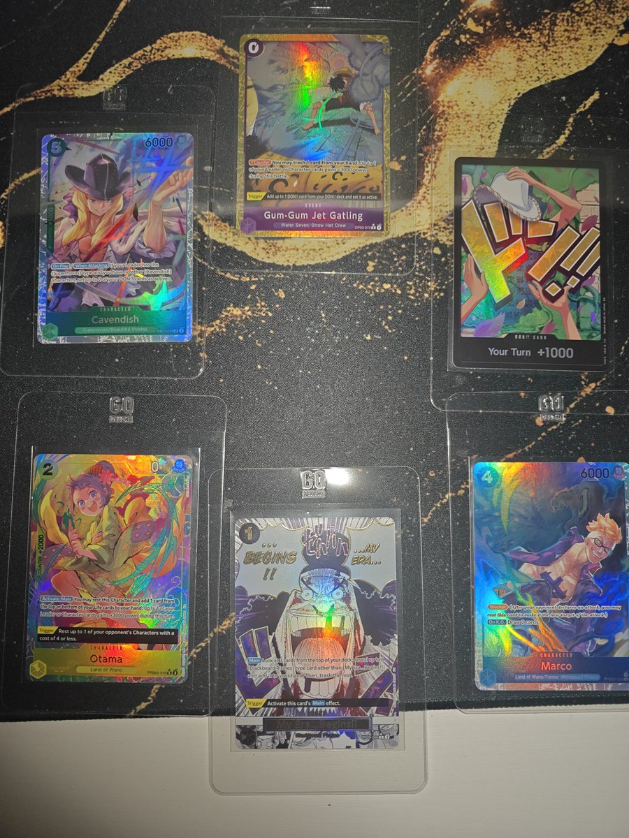 TcgStudent2330's tweet photo. Not bad for my first one piece booster https://t.co/yKtCUN0y55