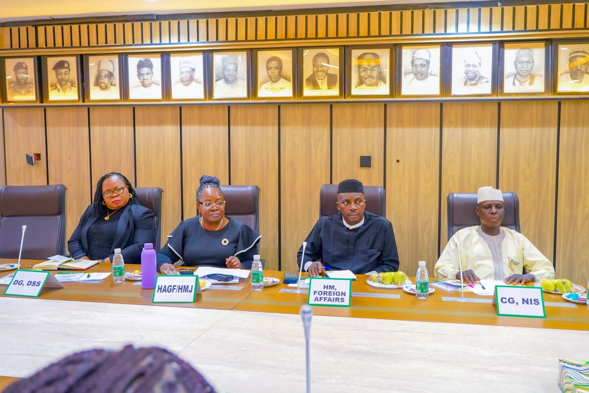 BTOofficial's tweet image. Our promise stands. Our government under the leadership of President Bola Ahmed Tinubu (GCFR) will continue to do everything to make our beloved country a prosperous nation and a destination of interest for all.

Today, I chaired a meeting of the Citizenship Advisory Committee…