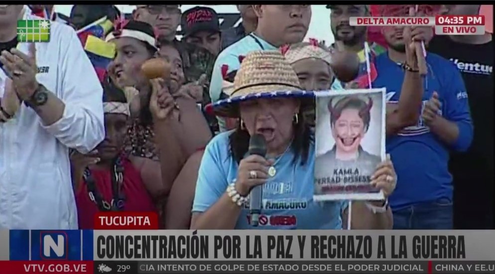Excelentes palabras de la gobernadora de Delta Amacuro Loa Tamaronis, con #Venezuela no te metas Kamla Persad-Bissessar, diabla cachua. Venezuela se respeta.