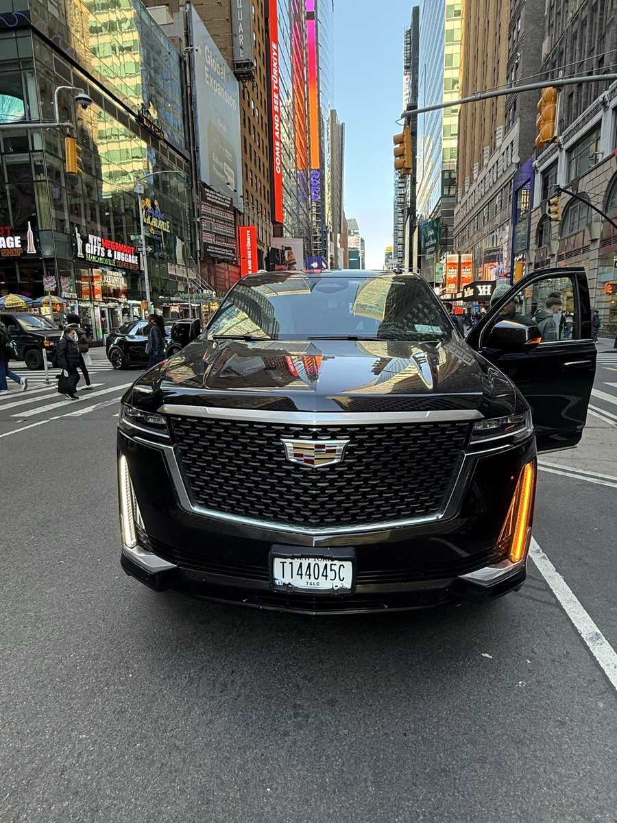 amritanud's tweet photo. @AskLyft Just had an awful experience with a @lyft driver in Times Square — he called my family “f***ing Indians.” Completely unacceptable and disgusting behavior. No one should face racism like this. Do better, Lyft. https://t.co/3G50WFaHHh