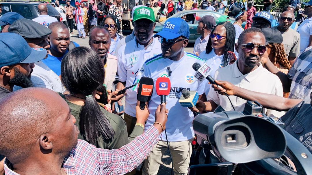 What a colourful day in Jos! 💚✨
The UNIJOS NUGA Rally brought culture, music &amp; unity to life from tribal parades to royal entrances and live performances!

Through Bauchi Rd, Secretariat Jxn &amp; Senate House, Jos showed it’s READY for #NUGAUnijos2025 

#NUGA