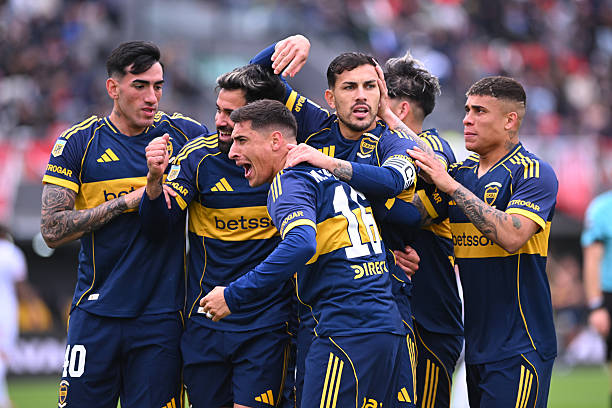 la12tuittera's tweet photo. ✅¡¡¡¡GANOOOOOOOOOOOOOOOO #BOCA!!!! 
💙💛💙 https://t.co/jJzXDDMmJt