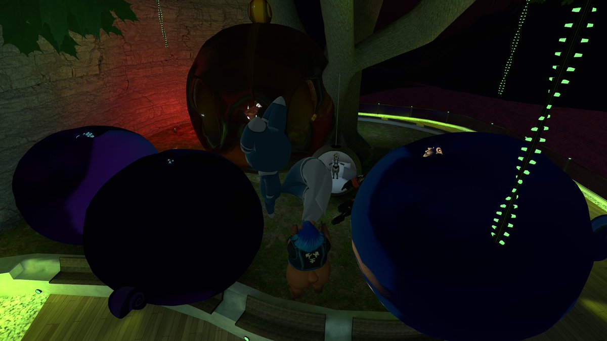 This Thursday at 8:30pm PST, Size Really Matters will be throwing a Halloween (Eve) VR meet! 

Make sure to join our (18+ only) VRC group in order to enter the instance, and consider joining our discord for more pics from meets and hangouts!