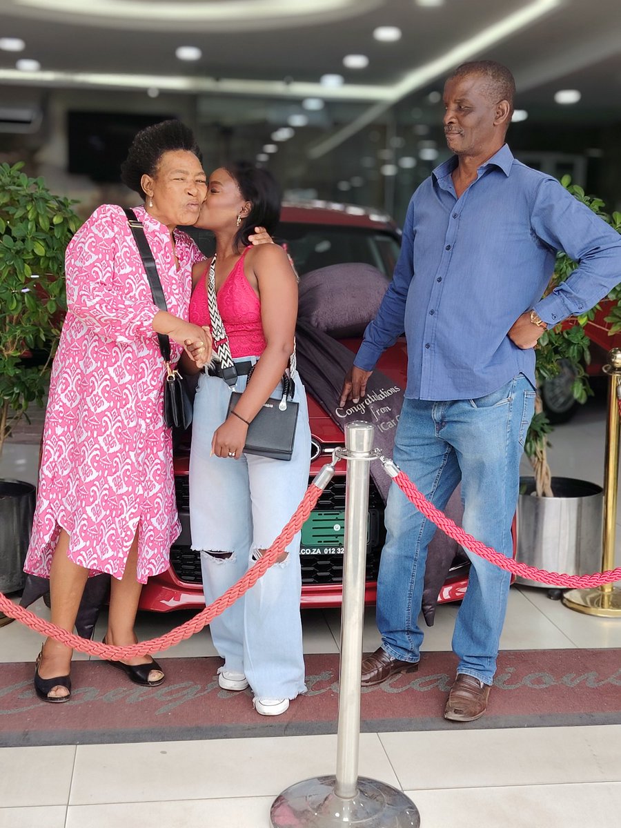 Neo_Bosega's tweet image. My wins are definitely my parent's wins too.
God has done it for me once again 🥹🥹🥹