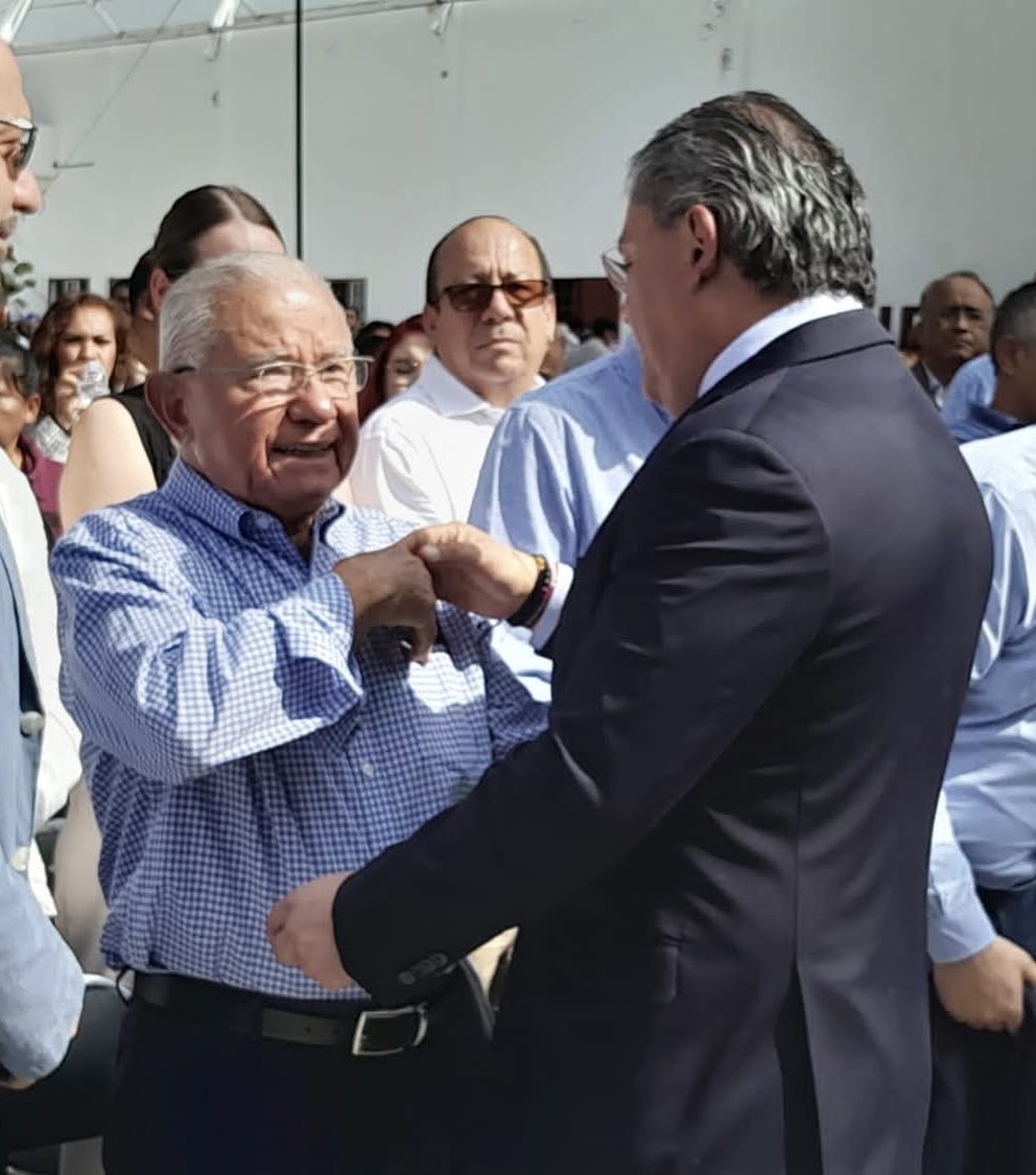 DEP querido Doctor Juan Salgado Brito 🕊️

facebook.com/share/p/1ATCjV…