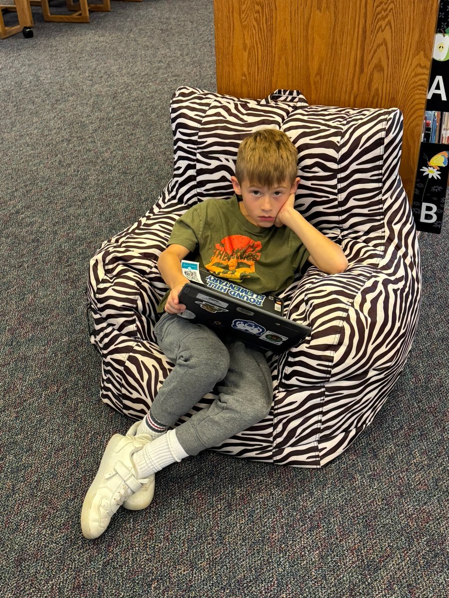 MrsLibraryLady8's tweet image. We&apos;re diving into our initial Common Sense Media lessons in the library. Each grade explores a unique theme, yet all focus on ensuring safe online decisions. #OnlineSafety #DigitalLiteracy