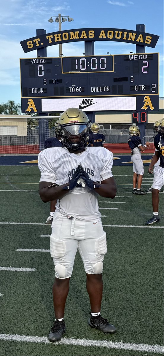 Aquinas Football tweet media