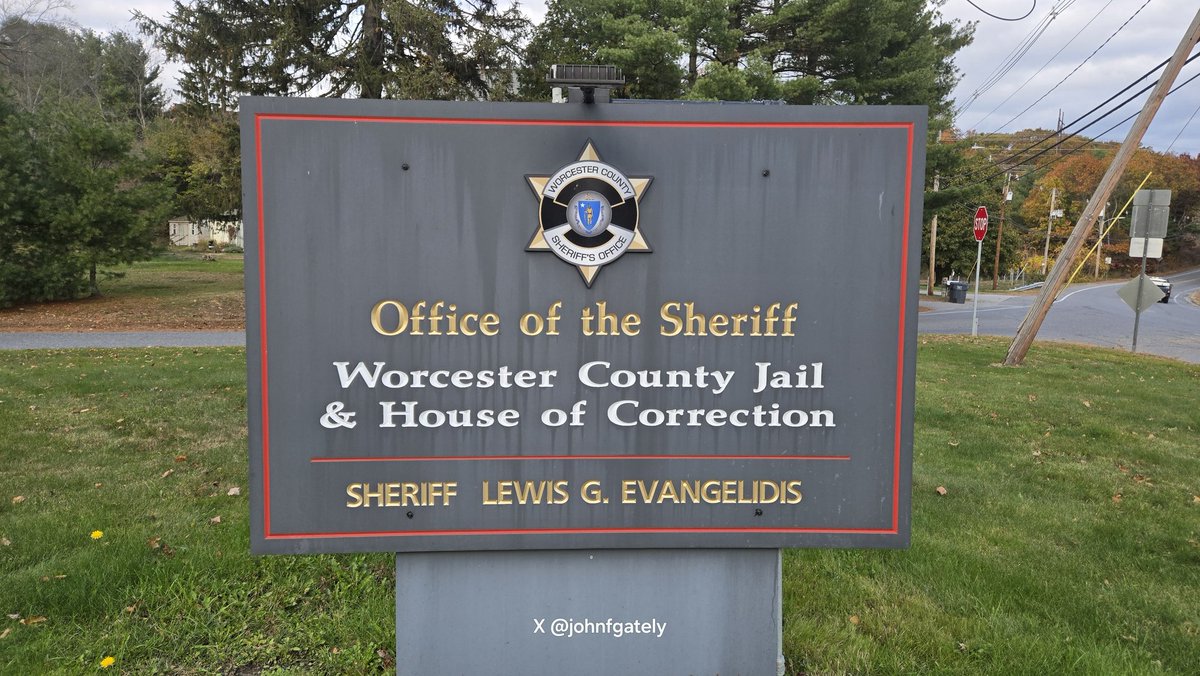 johnfgately's tweet photo. We are awaiting the arrival of the bail clerk. https://t.co/JUZ5YRH52V