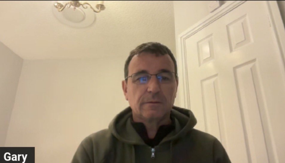 🎙️ Three episodes in the bag tonight - it’s been an enjoyable evening!

🇳🇱 Andre Ooijer (23rd January)
🏴󠁧󠁢󠁥󠁮󠁧󠁿 Derek Fazackerley (6th February)
🏴󠁧󠁢󠁥󠁮󠁧󠁿 Gary Bowyer (9th January)

#Rovers