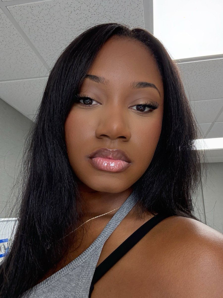 DEE FINE WHINE✨ tweet media