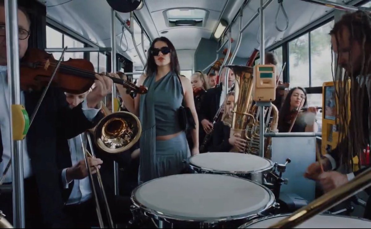 H Σαττι έχει ήδη μπει studio και γράφει ΕΡ με βιολιά