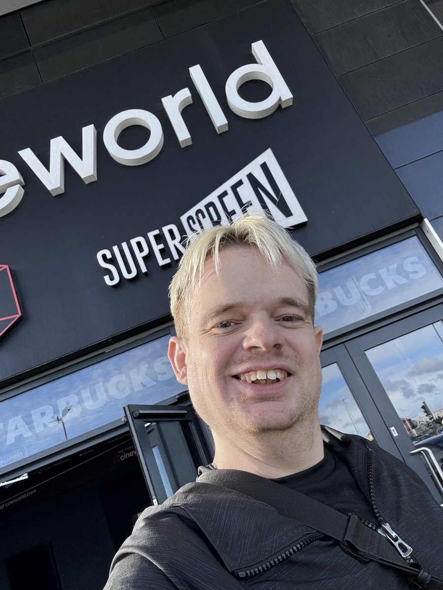 Second day of #ScreenXFest <a href="/cineworld/">Cineworld</a> Top Gun Yesterday, F1 today, and I’m bloody emotional today, as today’s film was just incredible and fyi, it’s my 6th time watching #F1TheMovie cause it’s a masterpiece! #cineworldunlimited