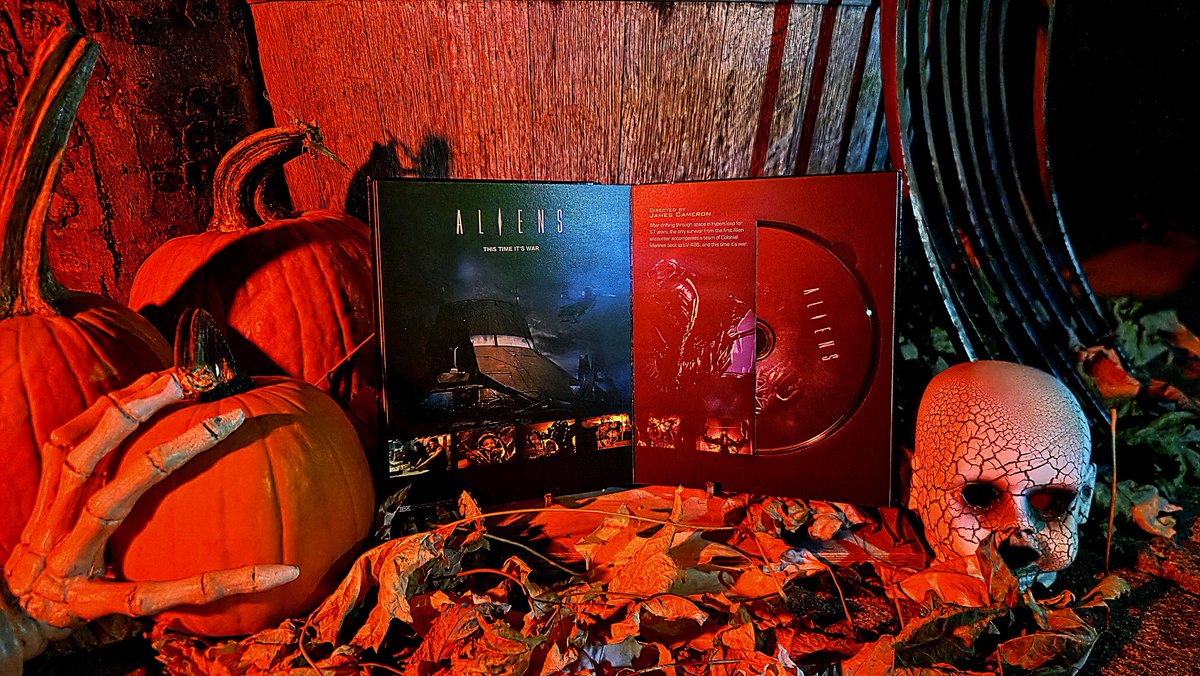 🎃🍂Road To Halloween XI🍂🎃
🎃👻Festival Of Terror💀🎃

- Movie #23 - Aliens (1986)

- Directed By: James Cameron

- Starring: Michael Biehn, Carrie Henn, Paul Reiser, Lance Henriksen, Bill Paxton &amp; Sigourney Weaver