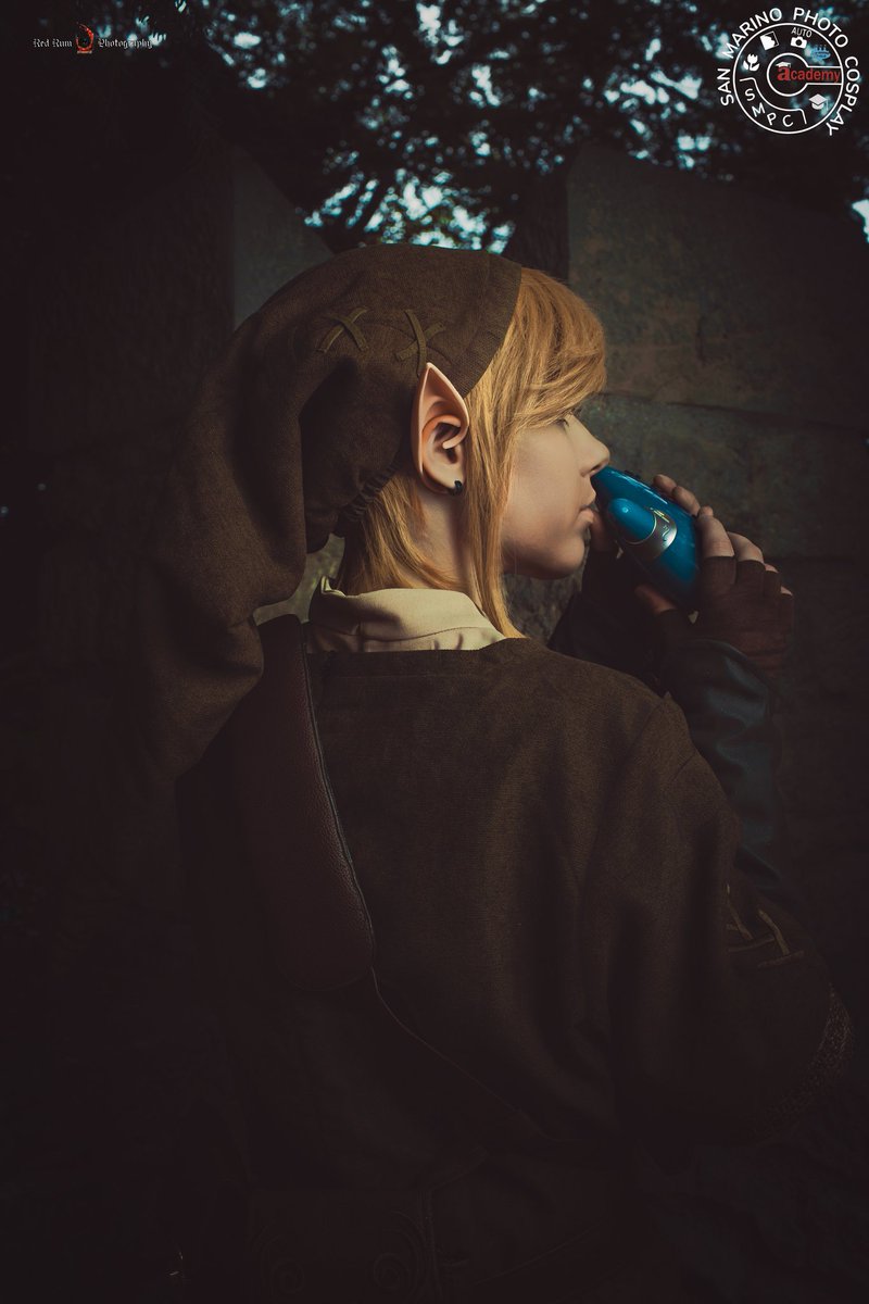 RoXnotFound_'s tweet photo. 🔹Link - TLoZ: Twilight Princess🔹
📸: red_rum
👘Cosplay&wig: @dokidokicostume
#cosplay #cosplayer #crossplay #crossplayer #tloz #thelegendofzelda #zelda https://t.co/YExysVlsmZ