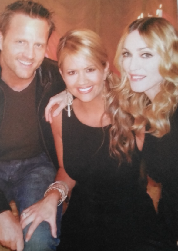 📸✨ Rare backstage moment — Madonna with Nancy O'Dell in 2006, right after her Access Hollywood interview.

#Madonna #RareMadonna <a href="/Madonna/">Madonna</a>