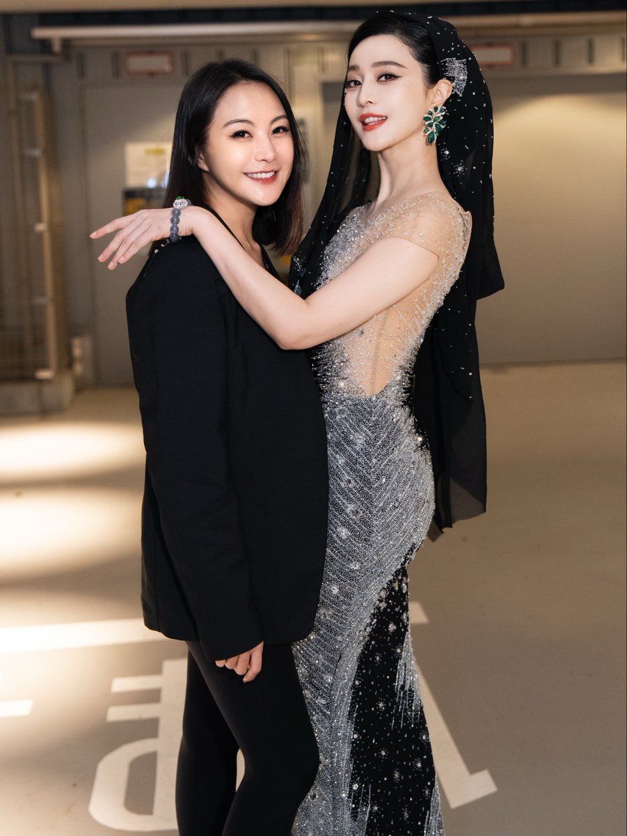 Jersey_Chong's tweet photo. A magical evening at the 38th Tokyo International Film Festival 🌸 https://t.co/kJdPEuiPkP