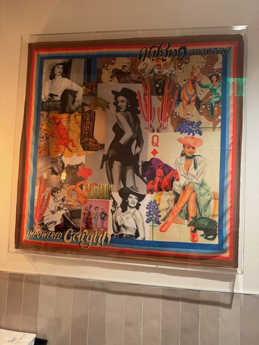 mirandalambert's tweet image. Off season ✨🩵