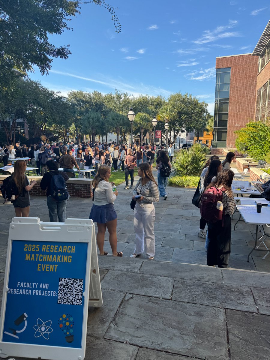 CofC School of Natural and Environmental Sciences tweet media